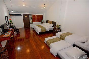 Hainan House Hotel George Town Buitenkant foto